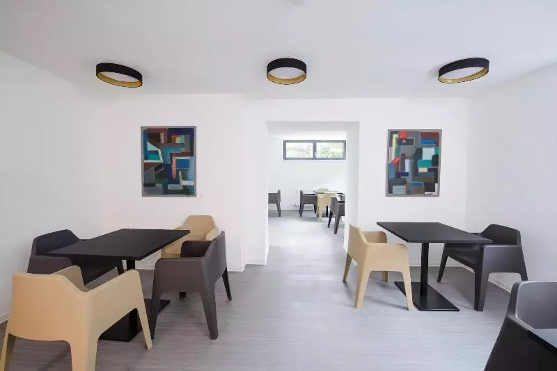هتل Blackhome Salzburg City I Contactless Checkin