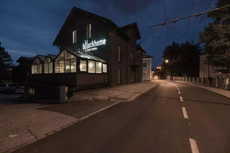 هتل Blackhome Salzburg City I Contactless Checkin
