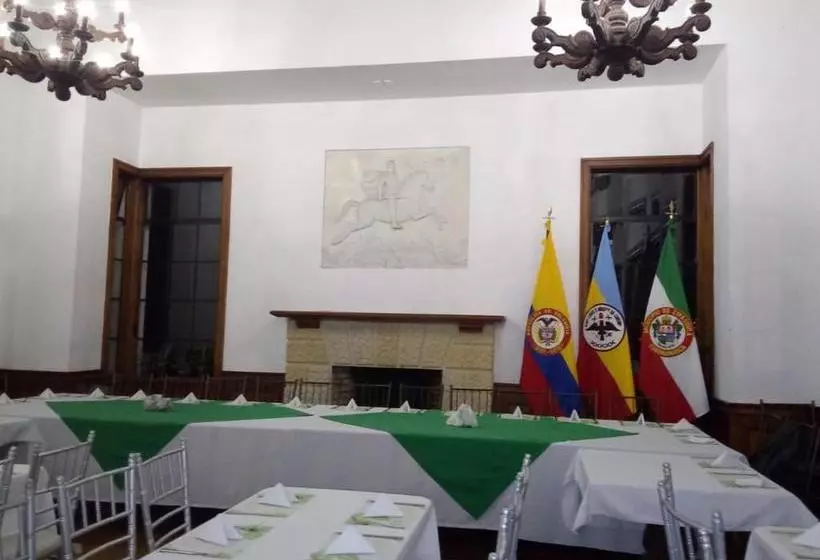 ホテル Boutique El Libertador