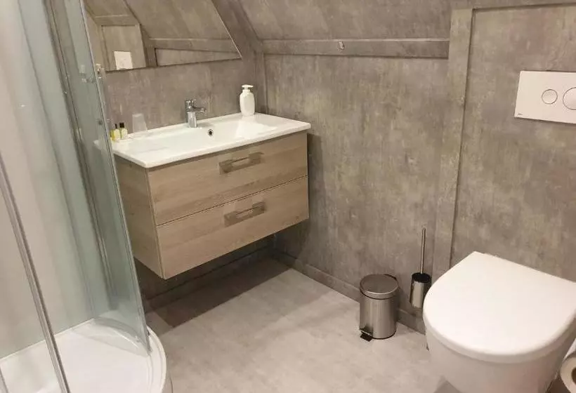 Hotelli ,cafe,biljart Pot