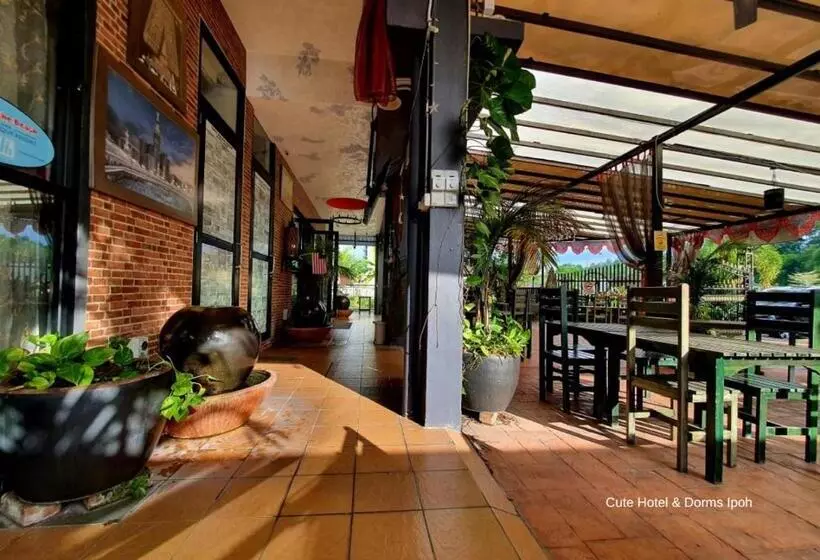 Cute Hotel & Dorms Ipoh