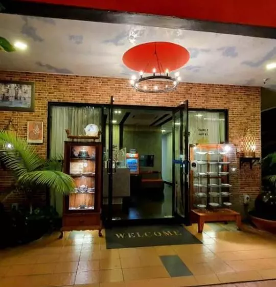 Cute Hotel & Dorms Ipoh