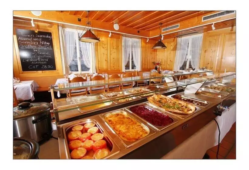 Hotelli Gasthaus Rossfall