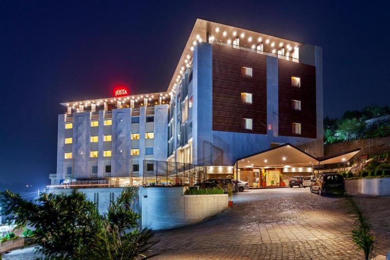 酒店 Jüsta Sajjangarh Resort & Spa, Udaipur