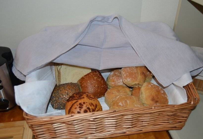 Lilla Hotellet Bed & Breakfast I Alingsås