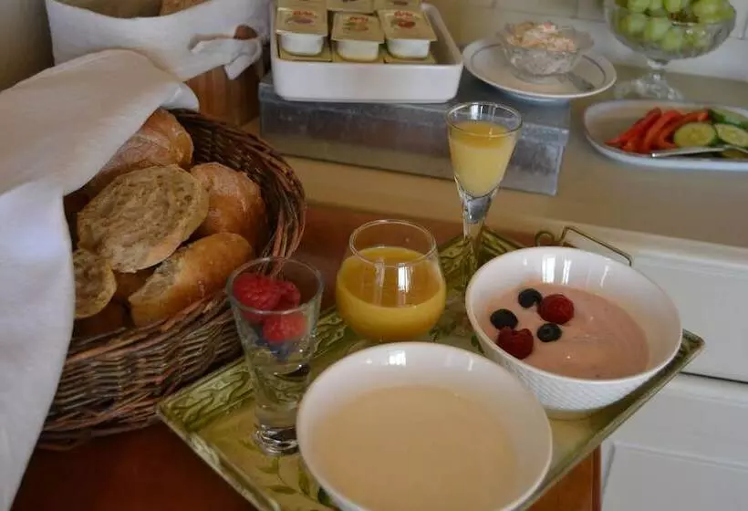 Lilla Hotellet Bed & Breakfast I Alingsås