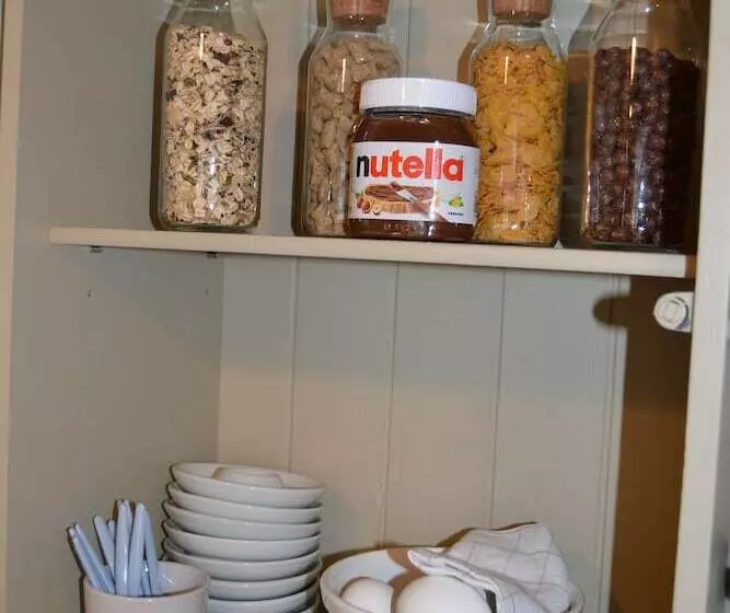 Lilla Hotellet Bed & Breakfast I Alingsås