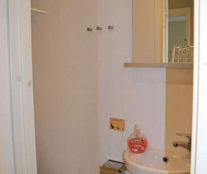 Lilla Hotellet Bed & Breakfast I Alingsås