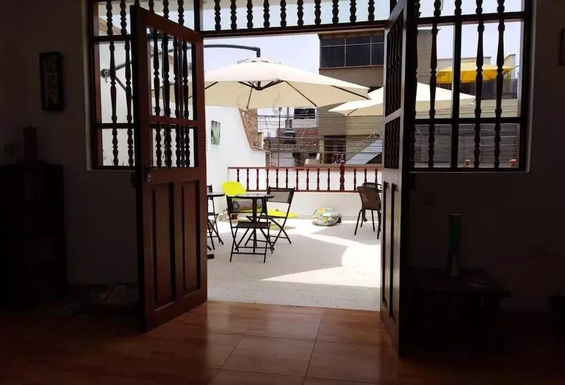 Punta Huanchaco Hostel