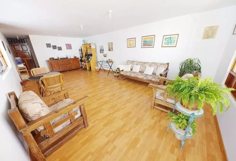 Punta Huanchaco Hostel