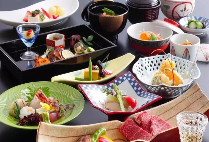 旅館 Akame Onsen Yamanoyu Yumoto Akame Sansuien