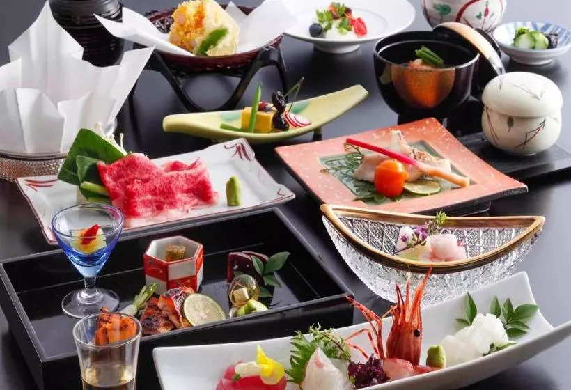 旅館 Akame Onsen Yamanoyu Yumoto Akame Sansuien