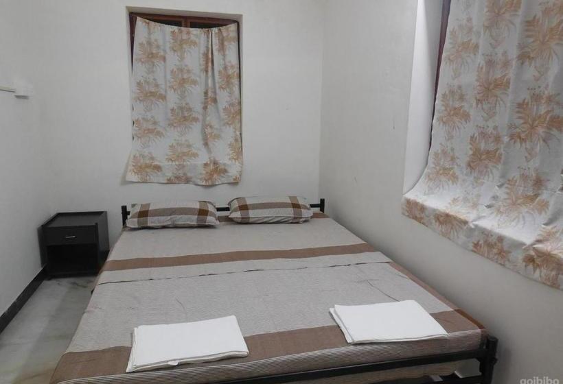 The Lost Hostel, Madurai