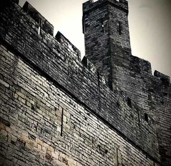 Retkeilymaja Ty Glyndwr Bunkhouse, Bar And Cafe