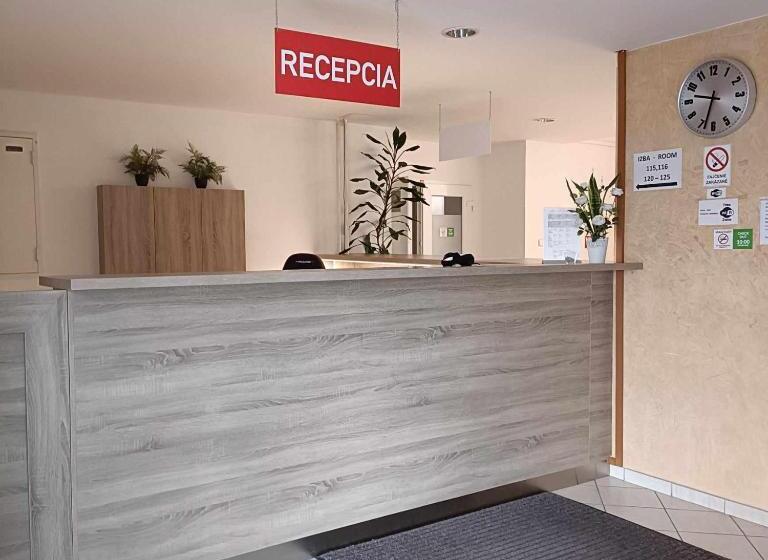 هاستل Ubytovňa Nobelova