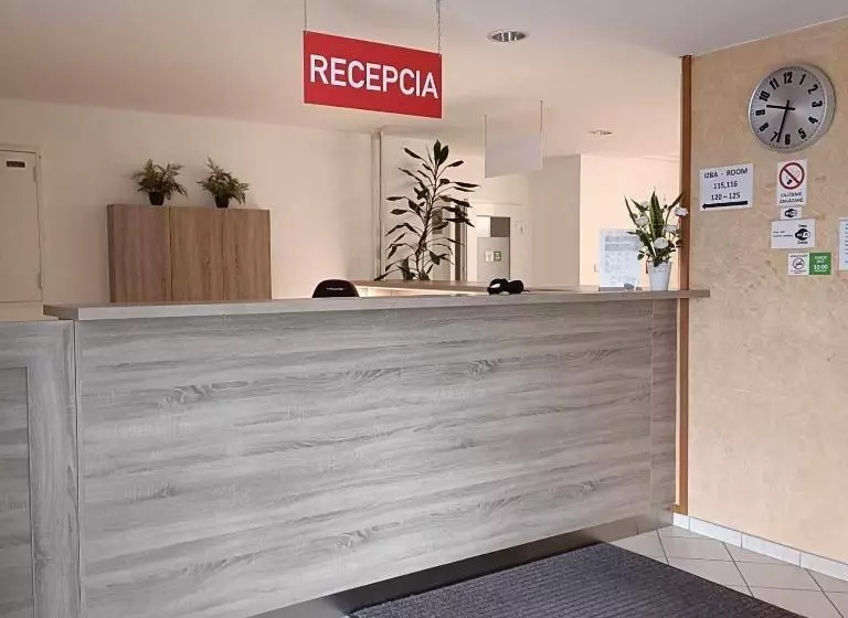 هاستل Ubytovňa Nobelova