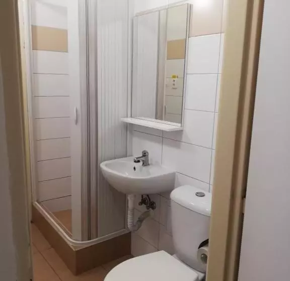 هاستل Ubytovňa Nobelova