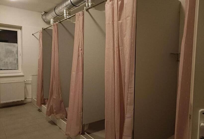 هاستل Ubytovňa Nobelova