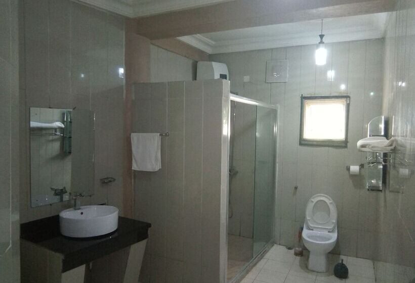 Crocodile Hotels And Restaurant Limited