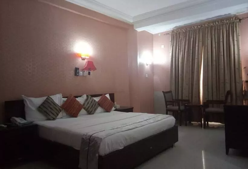 Crocodile Hotels And Restaurant Limited