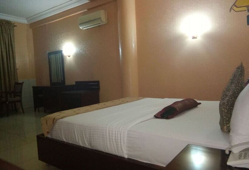 Crocodile Hotels And Restaurant Limited