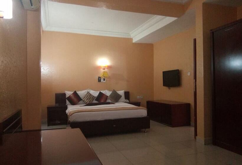 Crocodile Hotels And Restaurant Limited