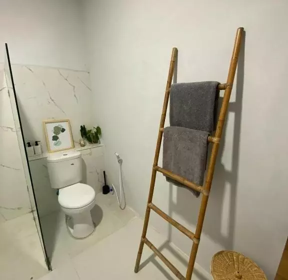 ホテル Mangga Wangga Living