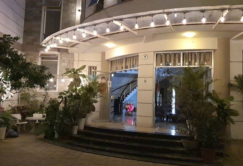 Hotel Ngoc Son