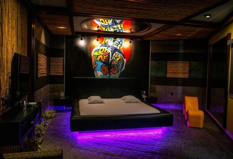 ホテル Orei Private Suites Adult Only