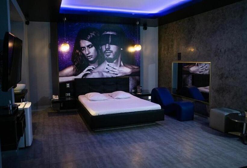 ホテル Orei Private Suites Adult Only