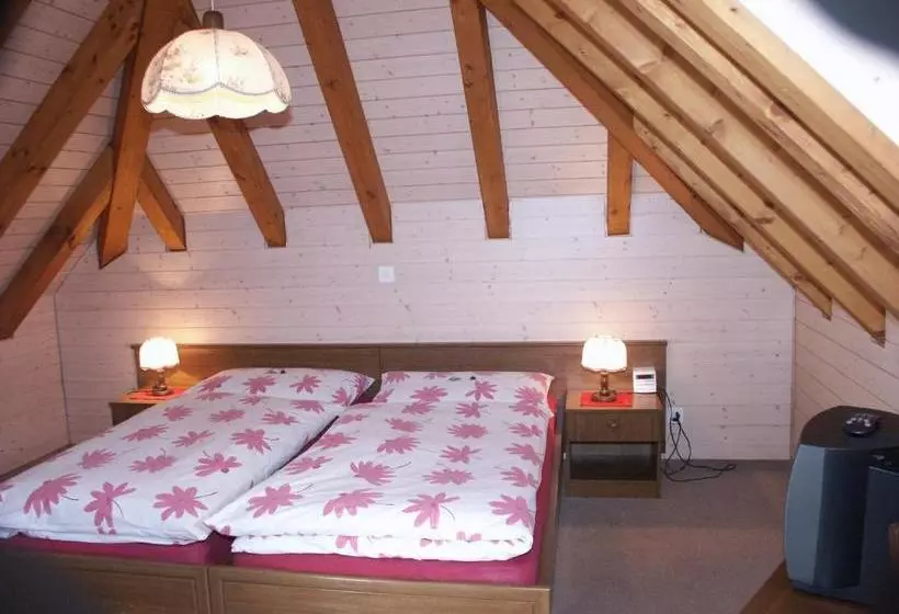 ホテル Garni Sonne