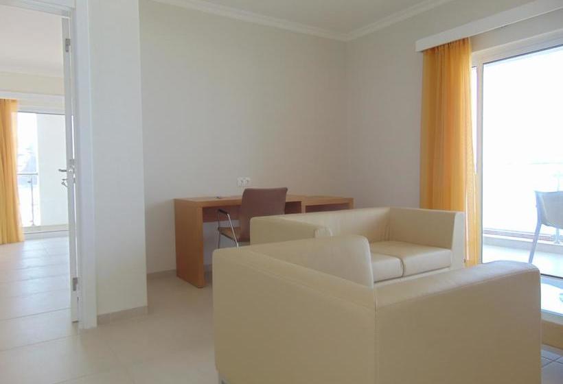 בית מלון כפרי Tiduca