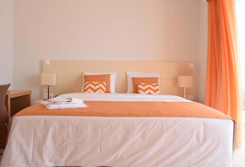 בית מלון כפרי Tiduca