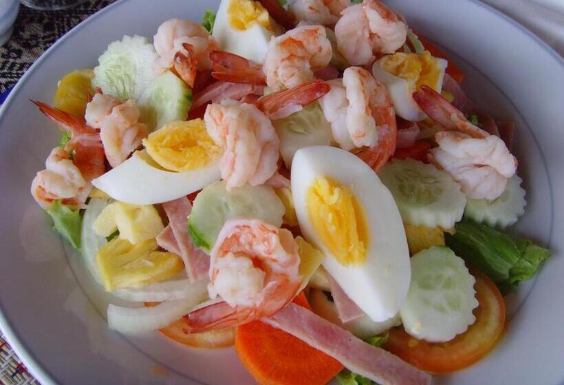 Viang Yonok Hotel, Restaurant, Sports Club