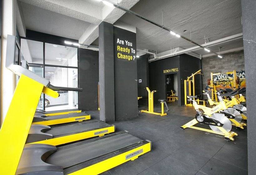 Aquarius Building I 2043