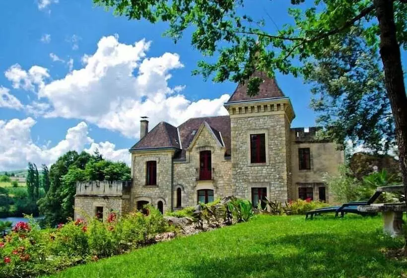 ベッドアンドブレックファースト Manoir De La Malartrie