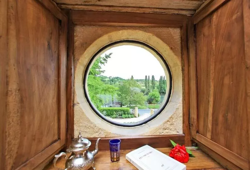 ベッドアンドブレックファースト Manoir De La Malartrie