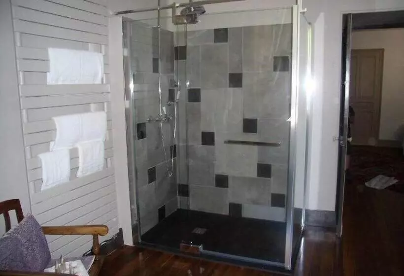 ベッドアンドブレックファースト Manoir De La Malartrie