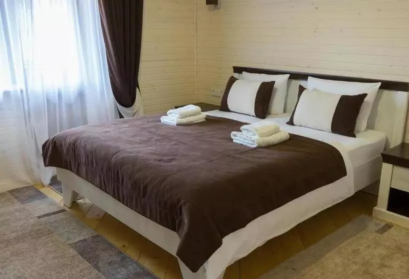 Family Hotel Cascad
