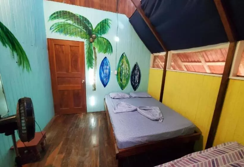 Hostel Mariposas