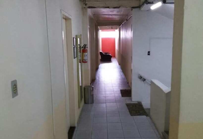 בית מלון כפרי Car