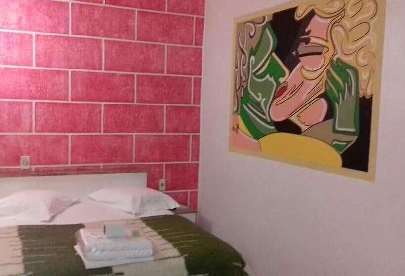 בית מלון כפרי Car