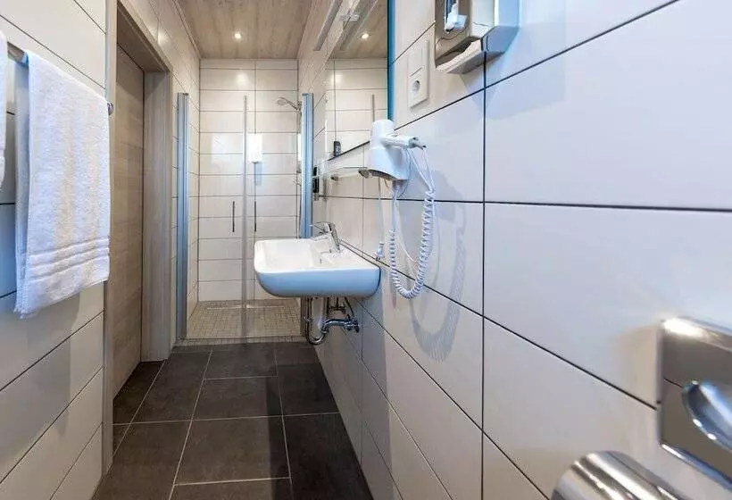 Hotelli Gasthof Zum Siegburger