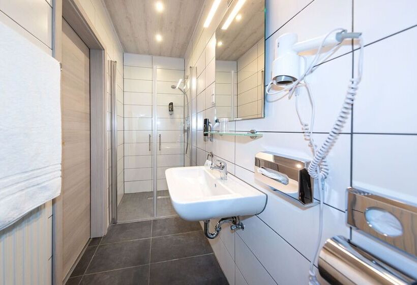 ホテル Gasthof Zum Siegburger