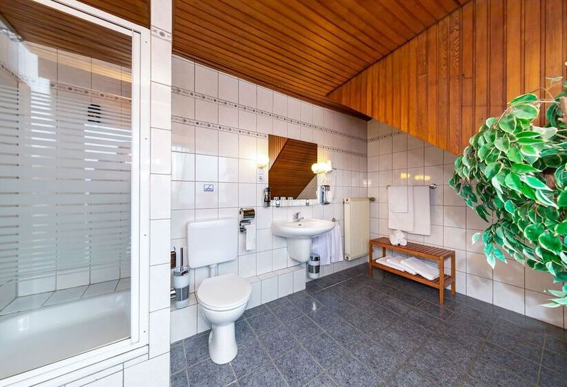 ホテル Gasthof Zum Siegburger