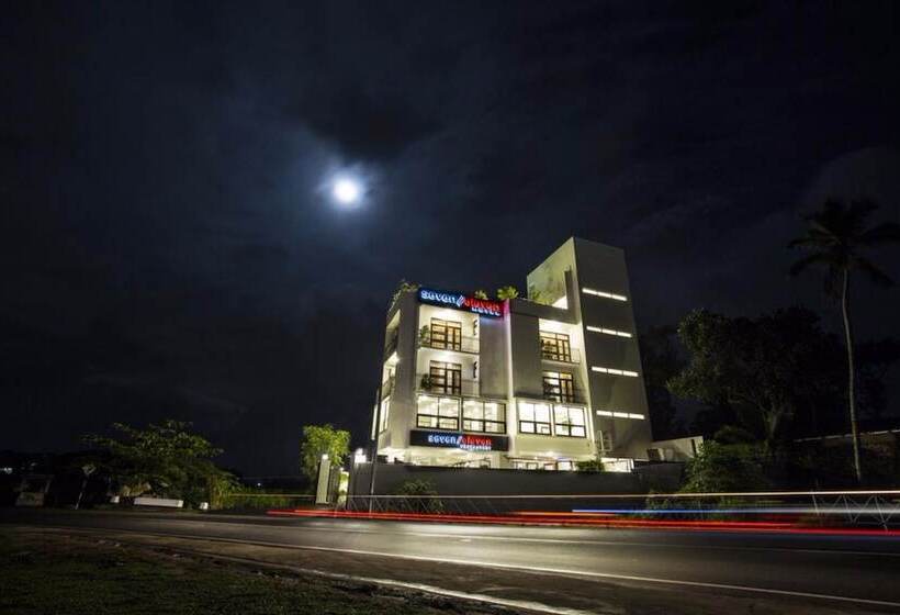 Grand 7 Hotel Kesbewa