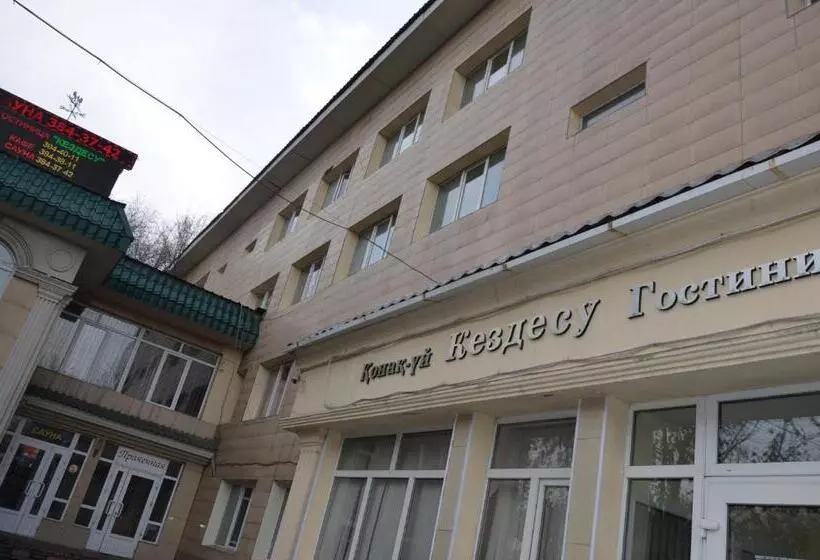 هتل Kezdesu