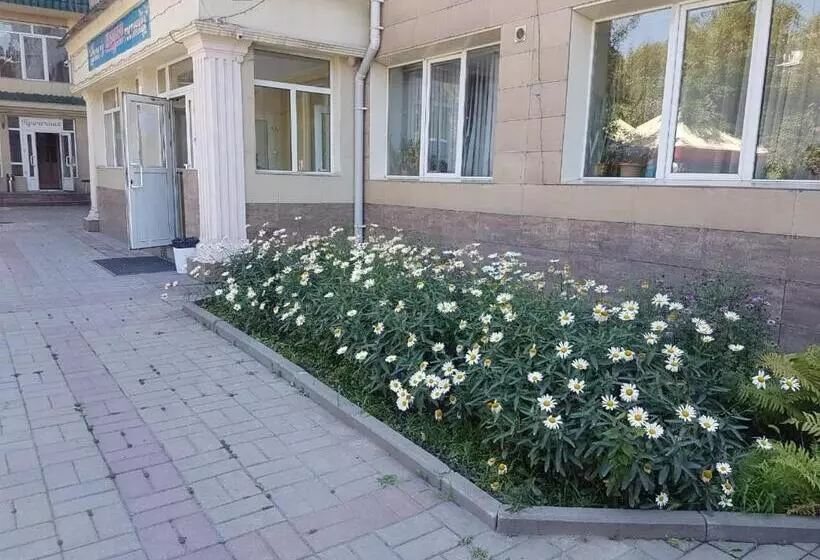 هتل Kezdesu