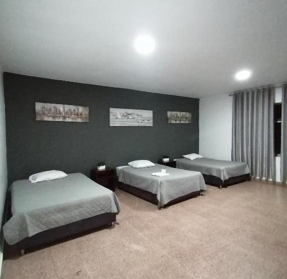 هتل Suite Trujillo