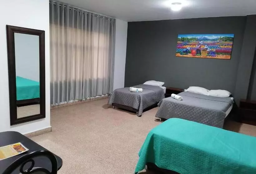ホテル Suite Trujillo